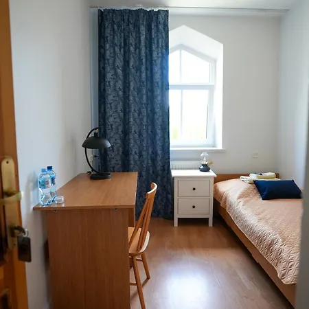 Kolbe House Проживання в сім'ї
